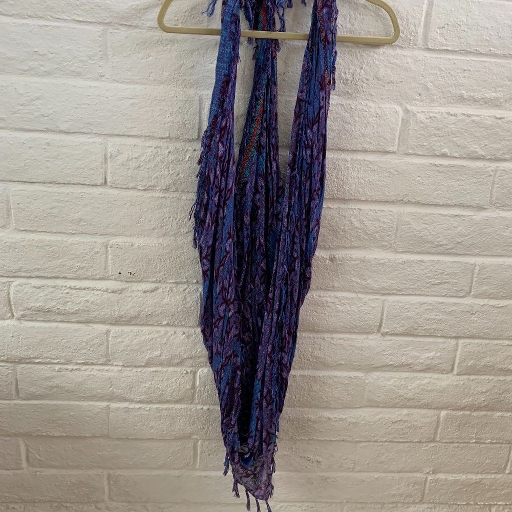 Large Scarf - image 2